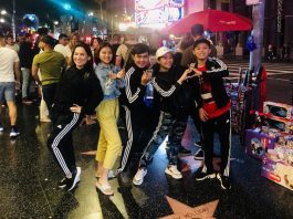 Phi Nhung đưa Hồ Văn Cường và các con nuôi sang Mỹ