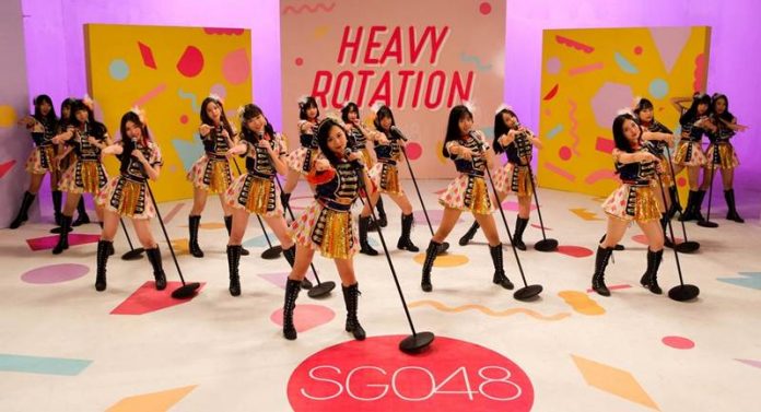 SGO48 chính thức tung MV Heavy Rotation