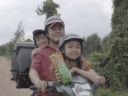 Cay mắt với MV về tình cha con của thần đồng Bolero Quốc Linh – Quỳnh Nhi