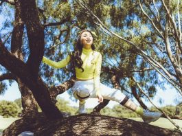 Hiền Thục bất ngờ trở lại đường đua showbiz bằng album hoan lạc ca