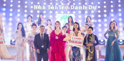 Hoa hậu Phan Thị Mơ diện trang sức hơn chục tỷ đồng đi chấm thi