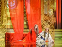 Nhã Thy khiến Hồng Vân, Bạch Long không ngừng khen