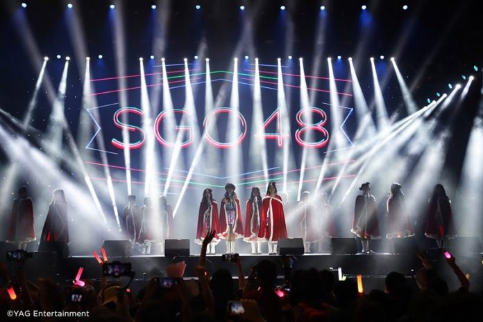 SGO48 biến sân khấu Hozo thành concert riêng của mình