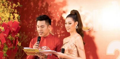 Hoa hậu Khánh Vân “mở hàng” năm mới bằng vai trò Mc
