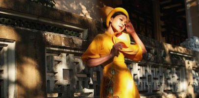 Đinh Y Nhung hóa thân thành quý cô đài các trong áo dài của NTK Việt Hùng