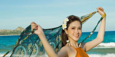 Hoa hậu Lê Bảo Tuyền tham quan thắng cảnh biển tại Phú Yên