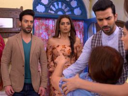 Vòng xoáy định mệnh tháng